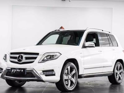 2015年11月 奔馳 奔馳GLK級(jí) GLK 260 4MATIC 時(shí)尚型 極致版圖片