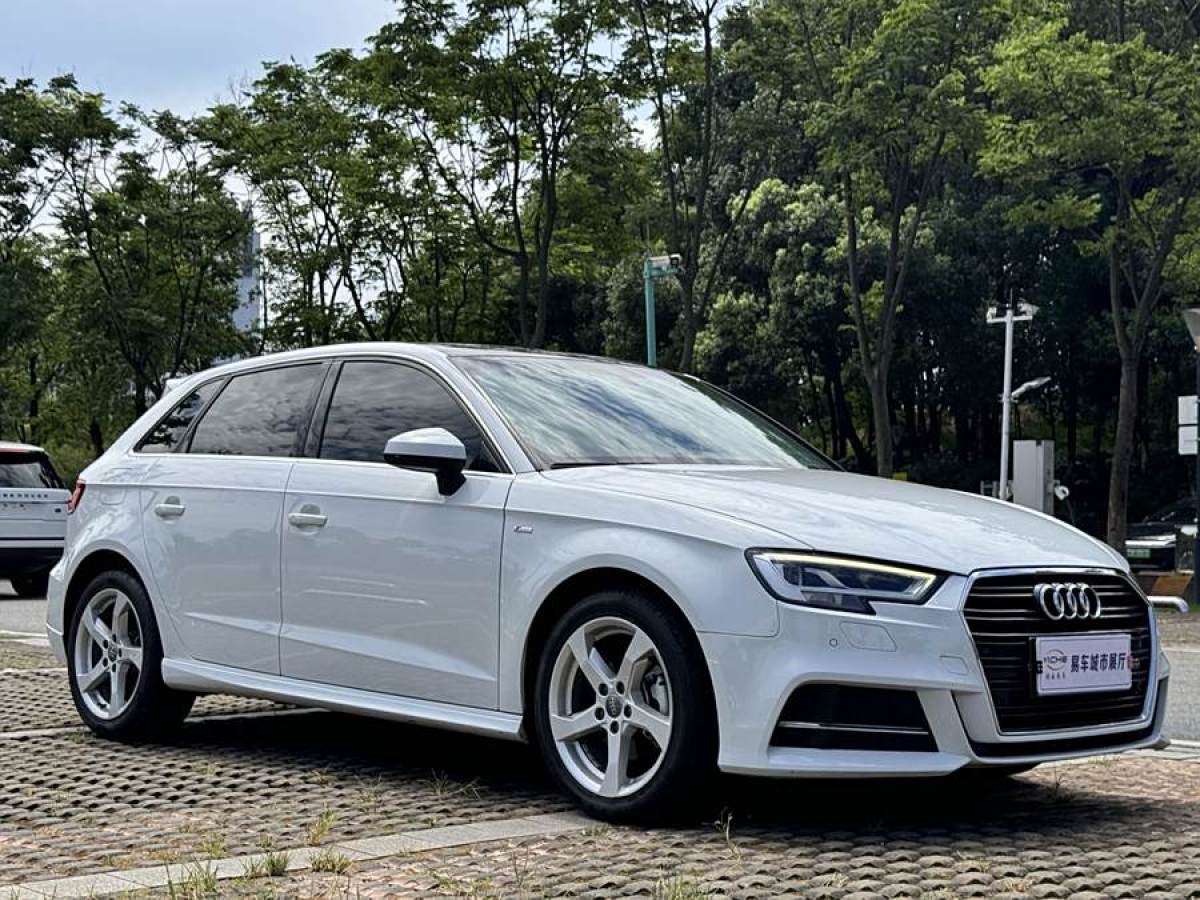 奧迪 奧迪A3  2019款 Sportback 35 TFSI 時(shí)尚型 國(guó)VI圖片