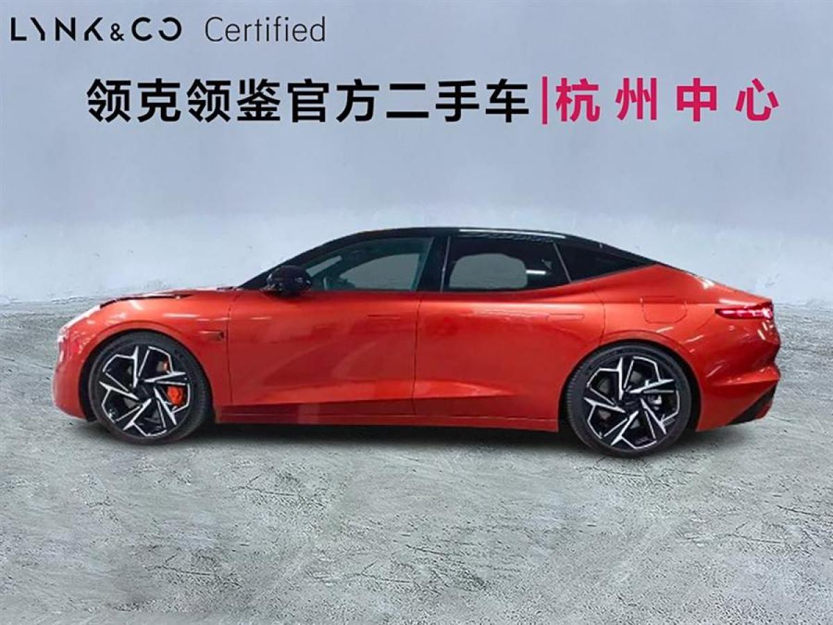 領(lǐng)克 領(lǐng)克Z10  2025款 95kWh 702km四驅(qū)智駕Ultra圖片