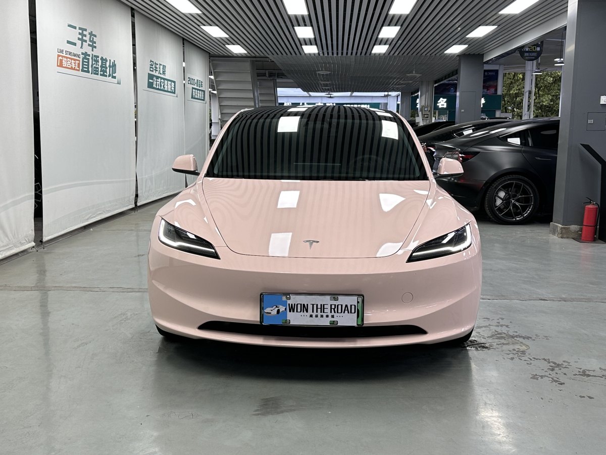 特斯拉 Model 3  2023款 煥新版 后輪驅(qū)動(dòng)圖片