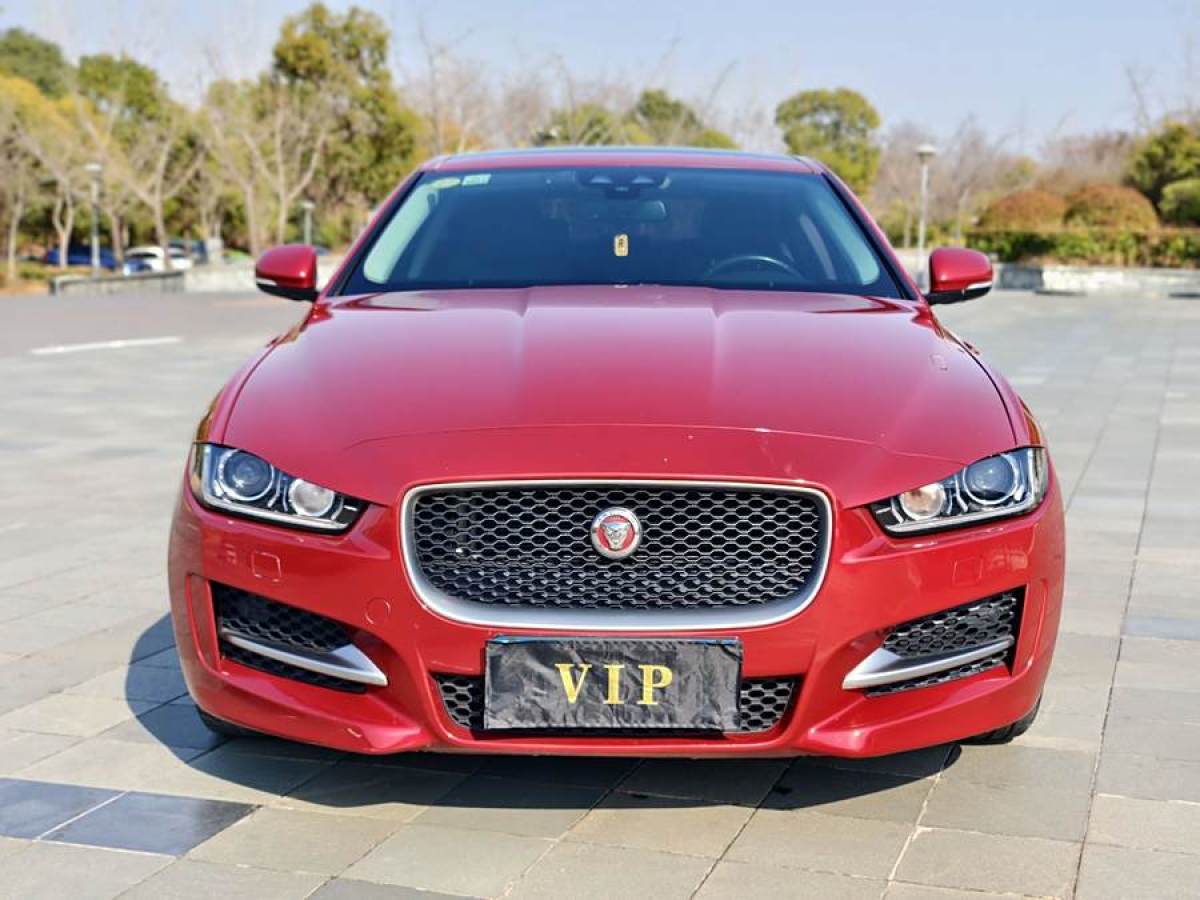 2017年6月捷豹 XE  2017款 2.0T 200PS R-Sport