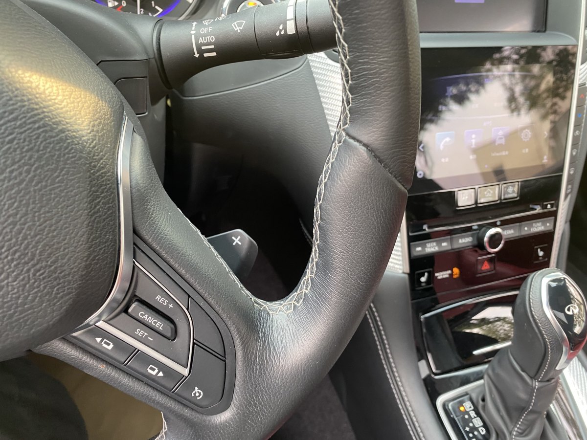 英菲尼迪 Q60  2019款 S 2.0T 豪华运动版图片