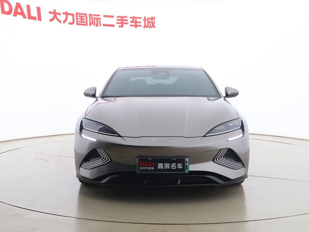 2022年9月比亞迪 海豹  2022款 700km 長(zhǎng)續(xù)航后驅(qū)版