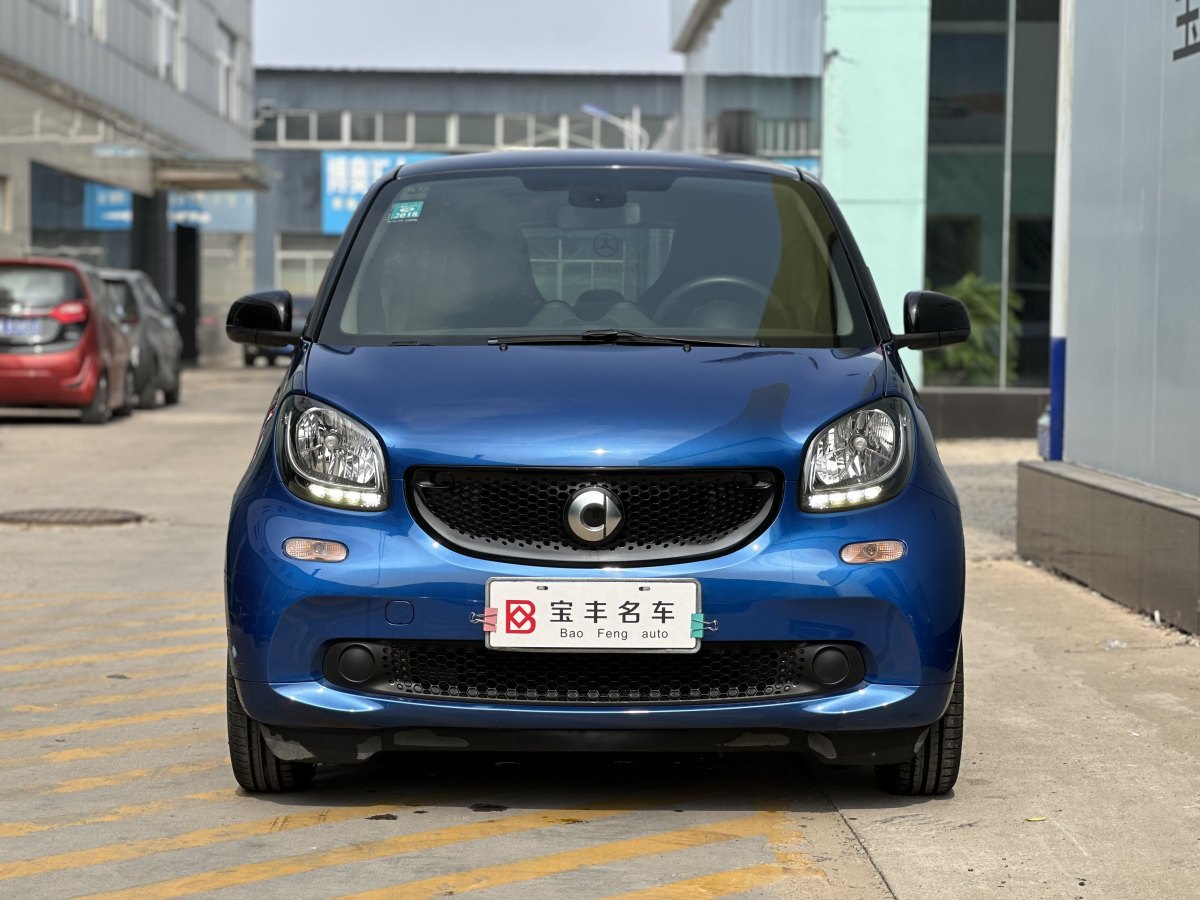 smart fortwo  2015款 1.0L 52千瓦硬頂激情版圖片