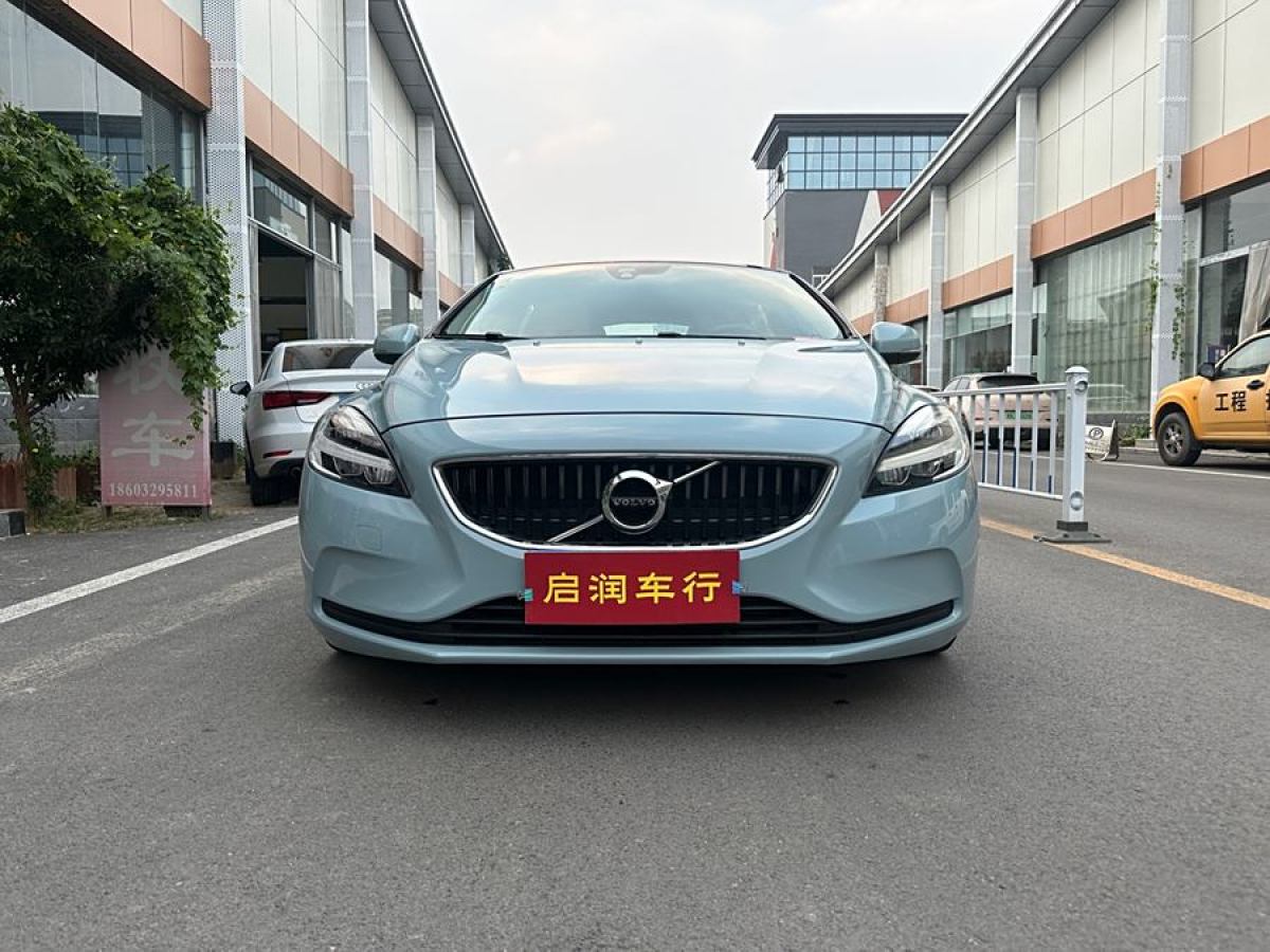 沃爾沃 V40  2018款 T3 智逸版圖片