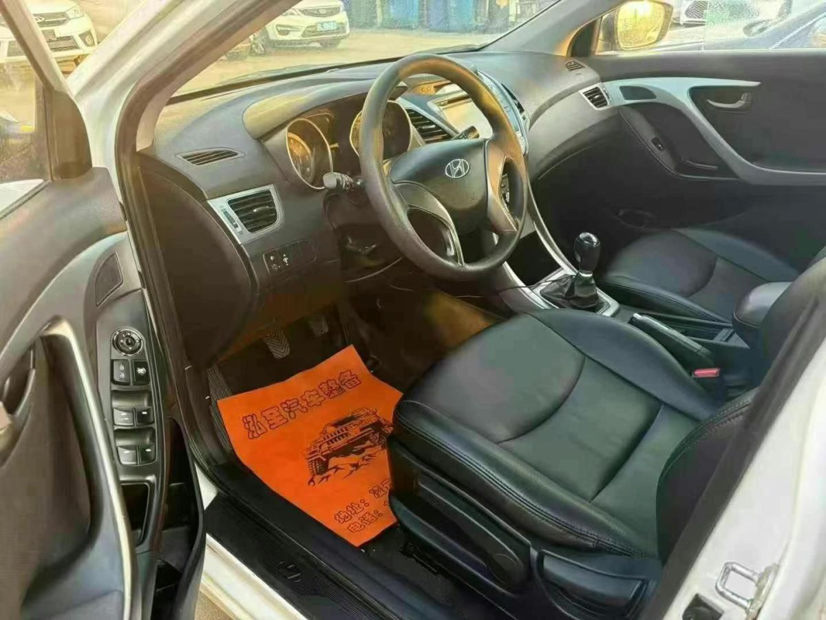 現(xiàn)代 朗動  2013款 1.6L 自動領先型圖片