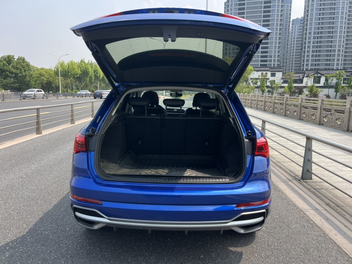 奧迪 奧迪Q3  2020款 35 TFSI 時尚動感型圖片