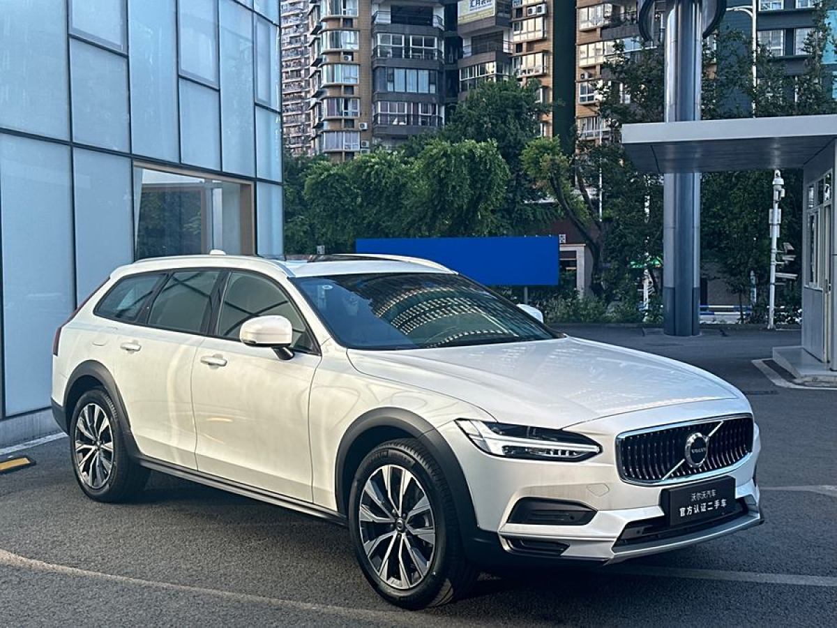 沃尔沃 V90  2023款 Cross Country B5 AWD 智远版图片