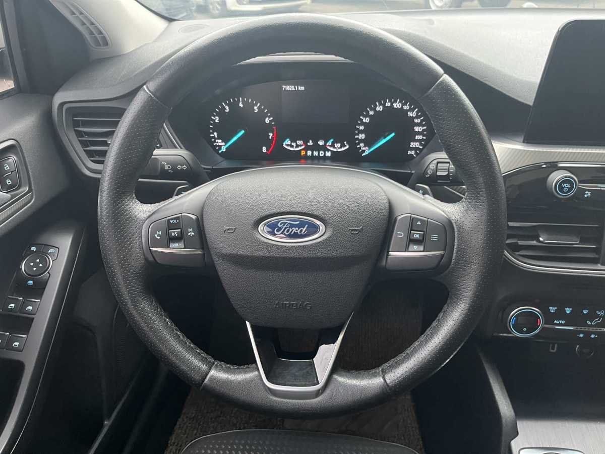 福特 ?？怂? 2019款 兩廂 EcoBoost 180 自動(dòng)鋒潮型圖片