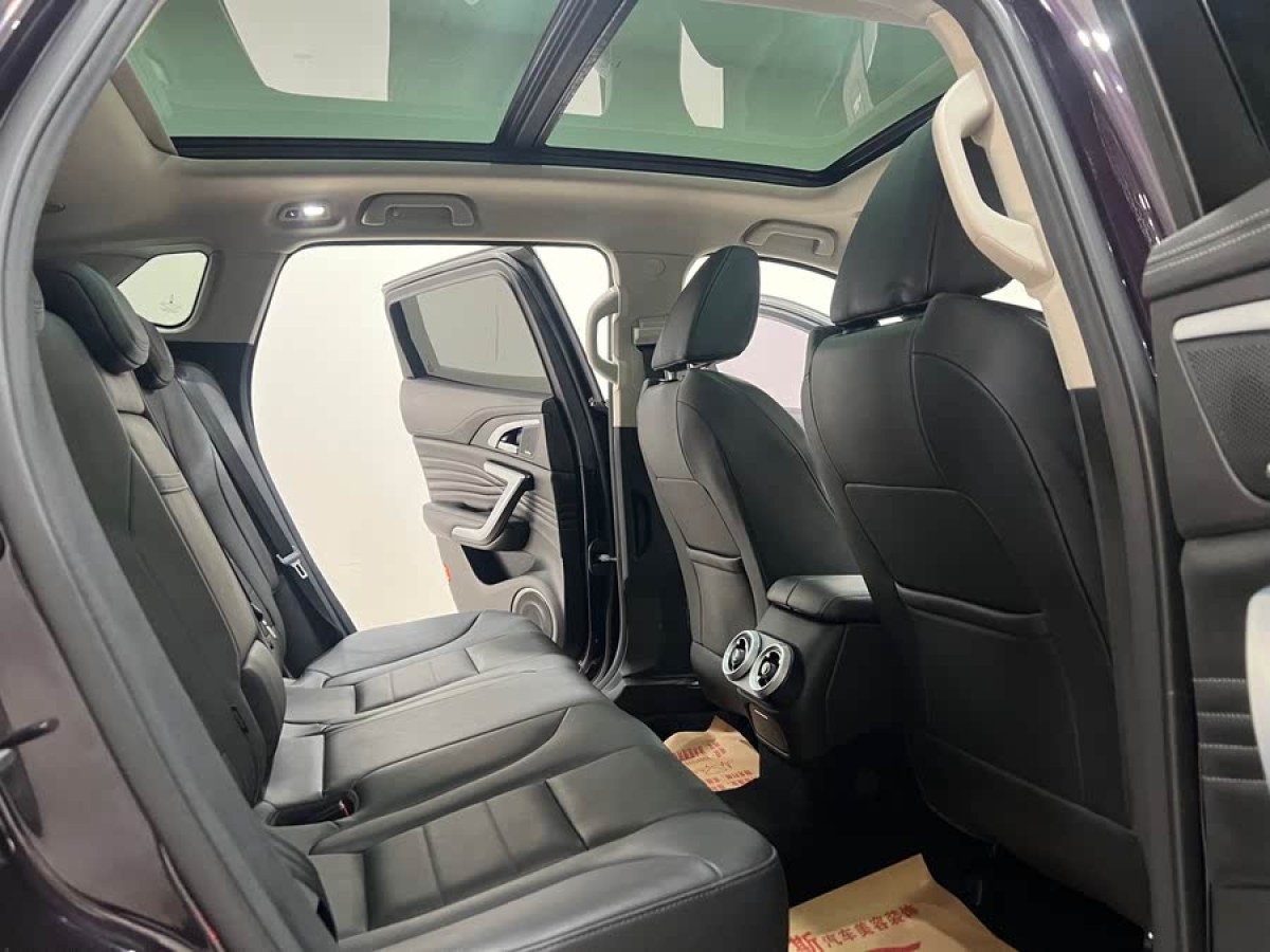 WEY VV7  2019款 升級(jí)款 2.0T 旗艦型圖片