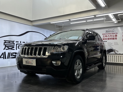 2012年1月 Jeep 大切諾基(進口) 3.6L 舒適導(dǎo)航版圖片