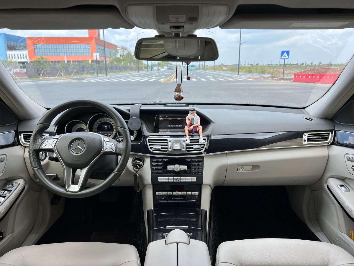 2014年2月奔馳 奔馳E級  2013款 E 260 L CGI優(yōu)雅型