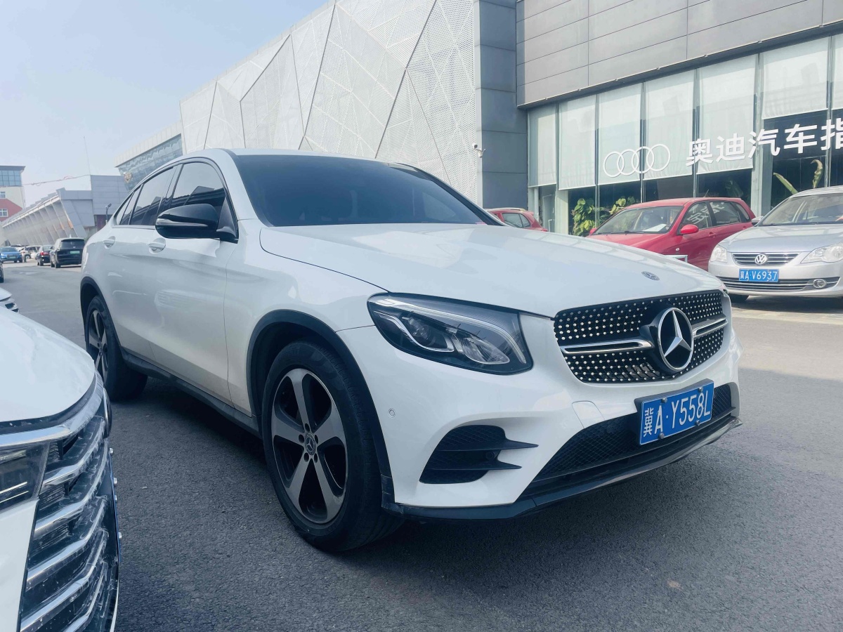 奔馳 奔馳GLC  2023款 GLC 300 4MATIC 轎跑SUV圖片