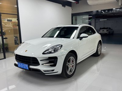 2016年8月 保時(shí)捷 Macan Macan Turbo 3.6T圖片