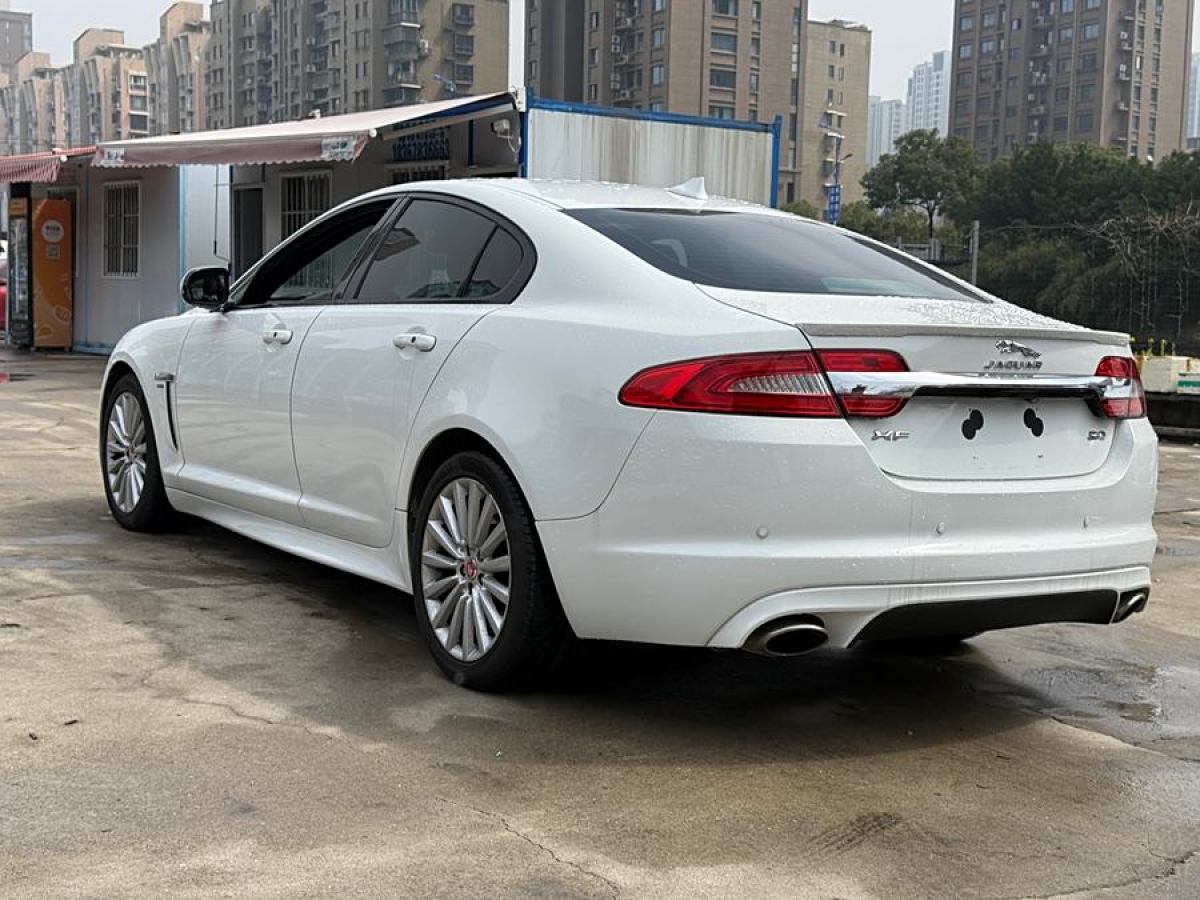 捷豹 XF  2015款 XF 3.0 SC R-Sport 豪華版圖片