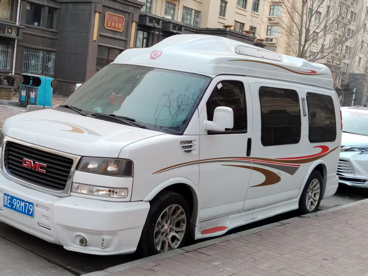 2011年11月GMC SAVANA  2013款 5.3L 領袖至尊版