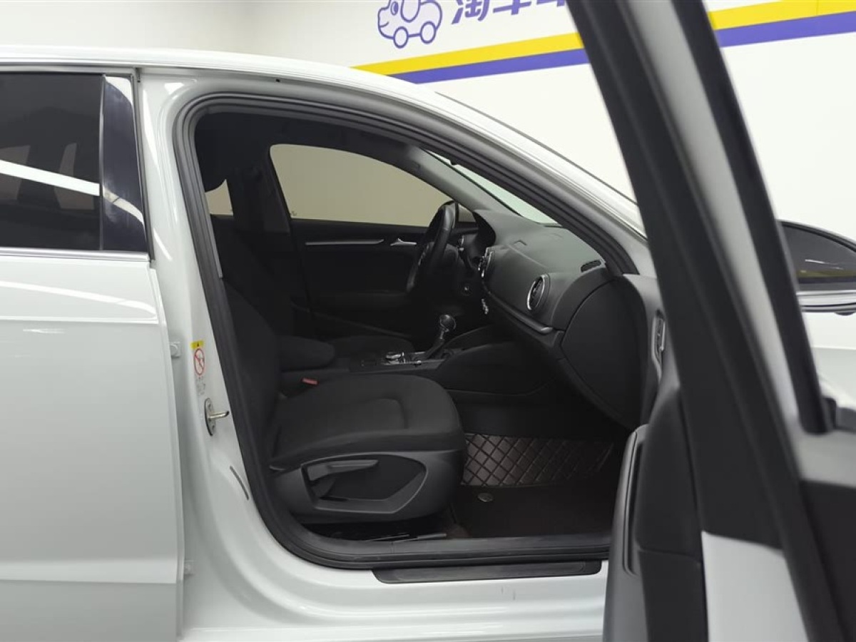 奧迪 奧迪A3  2019款 Sportback 35 TFSI 進(jìn)取型 國VI圖片