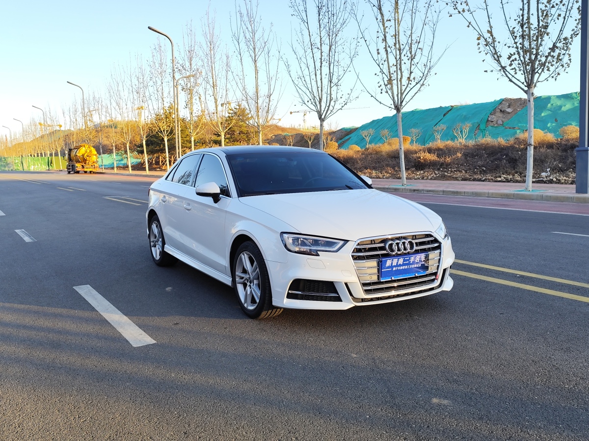 奧迪 奧迪A3  2019款 Limousine 35 TFSI 時(shí)尚型 國(guó)VI圖片