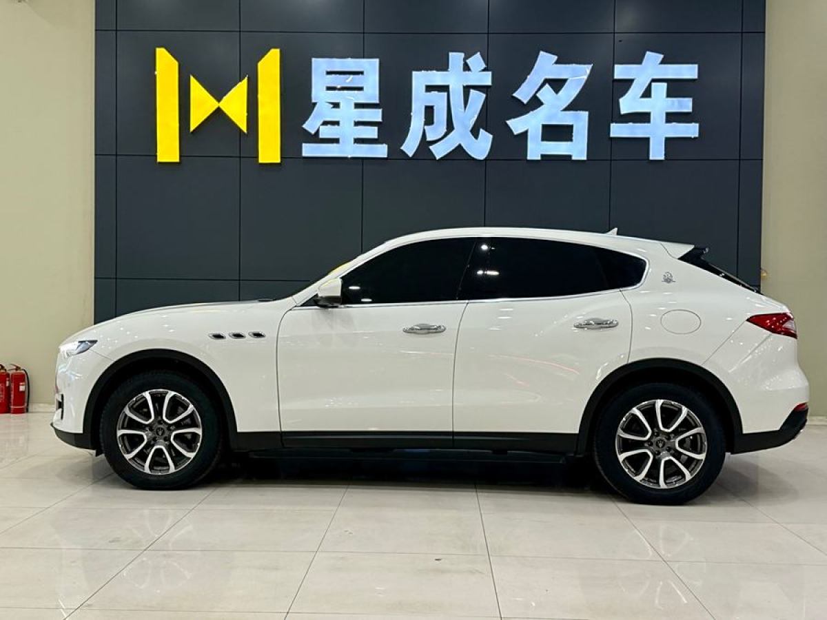 瑪莎拉蒂 Levante  2019款 3.0T 350Hp 標(biāo)準(zhǔn)版 國VI圖片