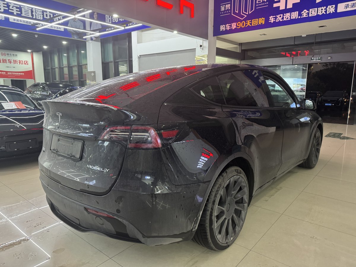 特斯拉 Model 3  2021款 改款 標(biāo)準(zhǔn)續(xù)航后驅(qū)升級(jí)版圖片