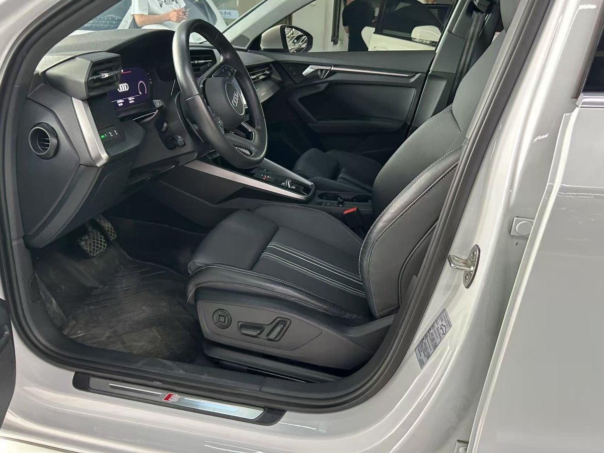奧迪 奧迪A3  2021款 Sportback 35 TFSI 時(shí)尚運(yùn)動(dòng)型圖片