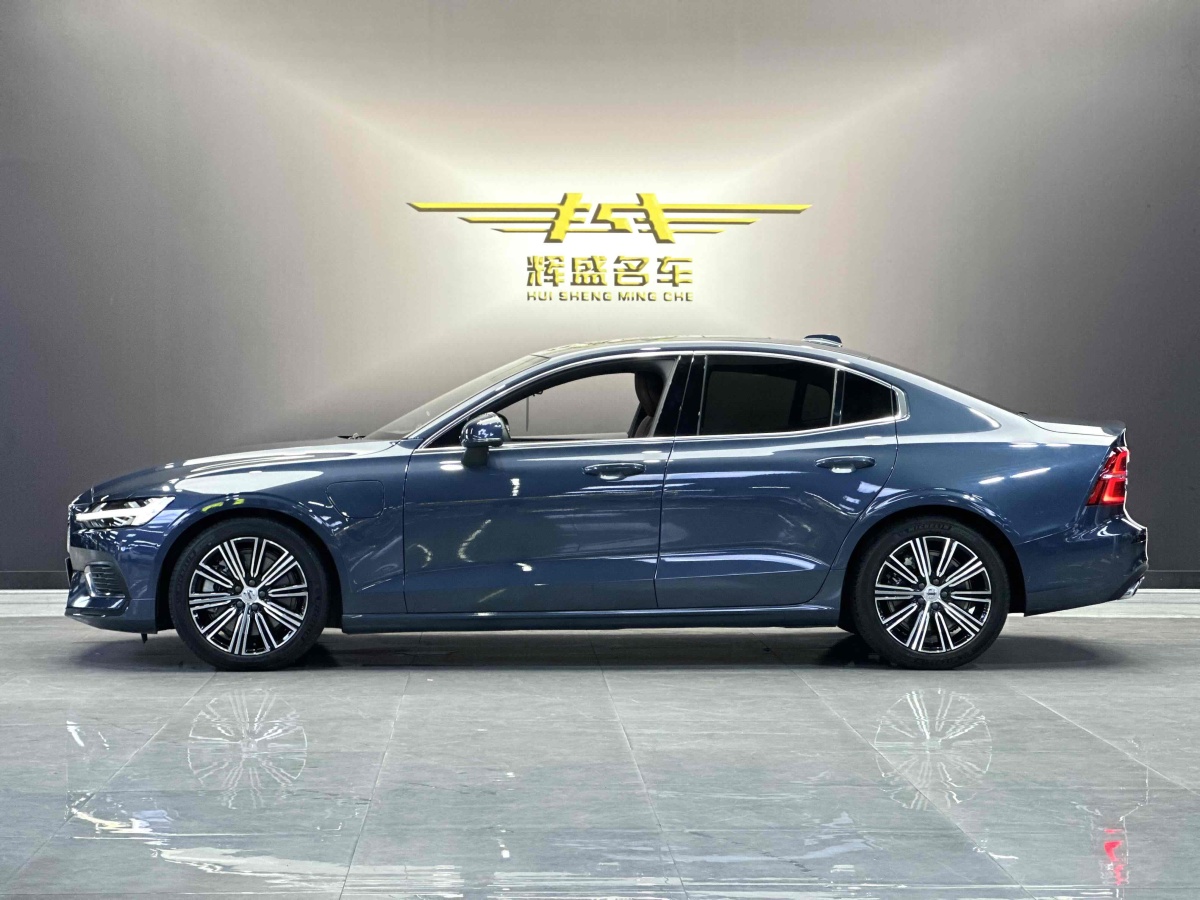 沃爾沃 S60L新能源  2022款 改款 T8 E驅混動 四驅智逸豪華版圖片