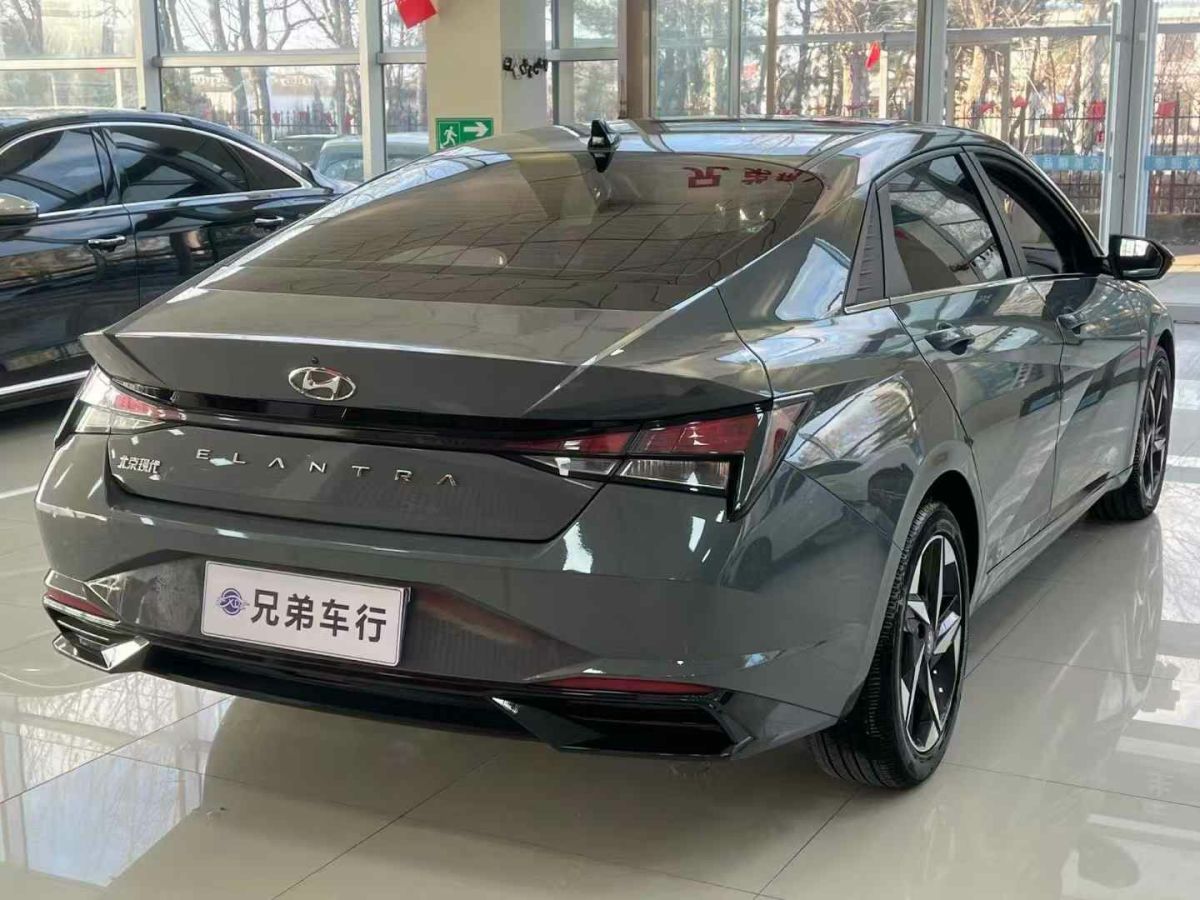 現(xiàn)代 伊蘭特  2023款 1.5L CVT GLS領(lǐng)先版圖片