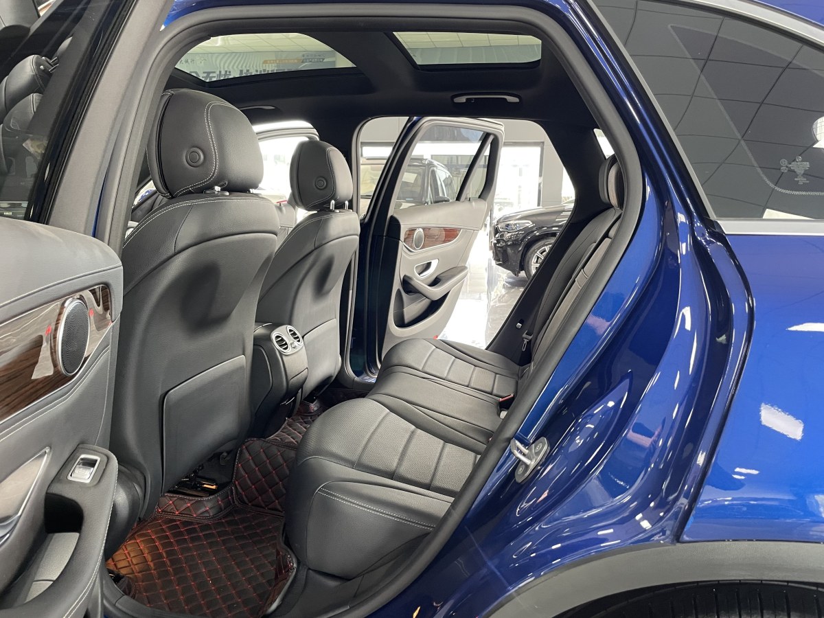 奔驰 奔驰GLC  2018款 改款 GLC 260 4MATIC 豪华型图片