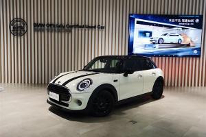 MINI MINI 1.5T COOPER 經(jīng)典派 五門版