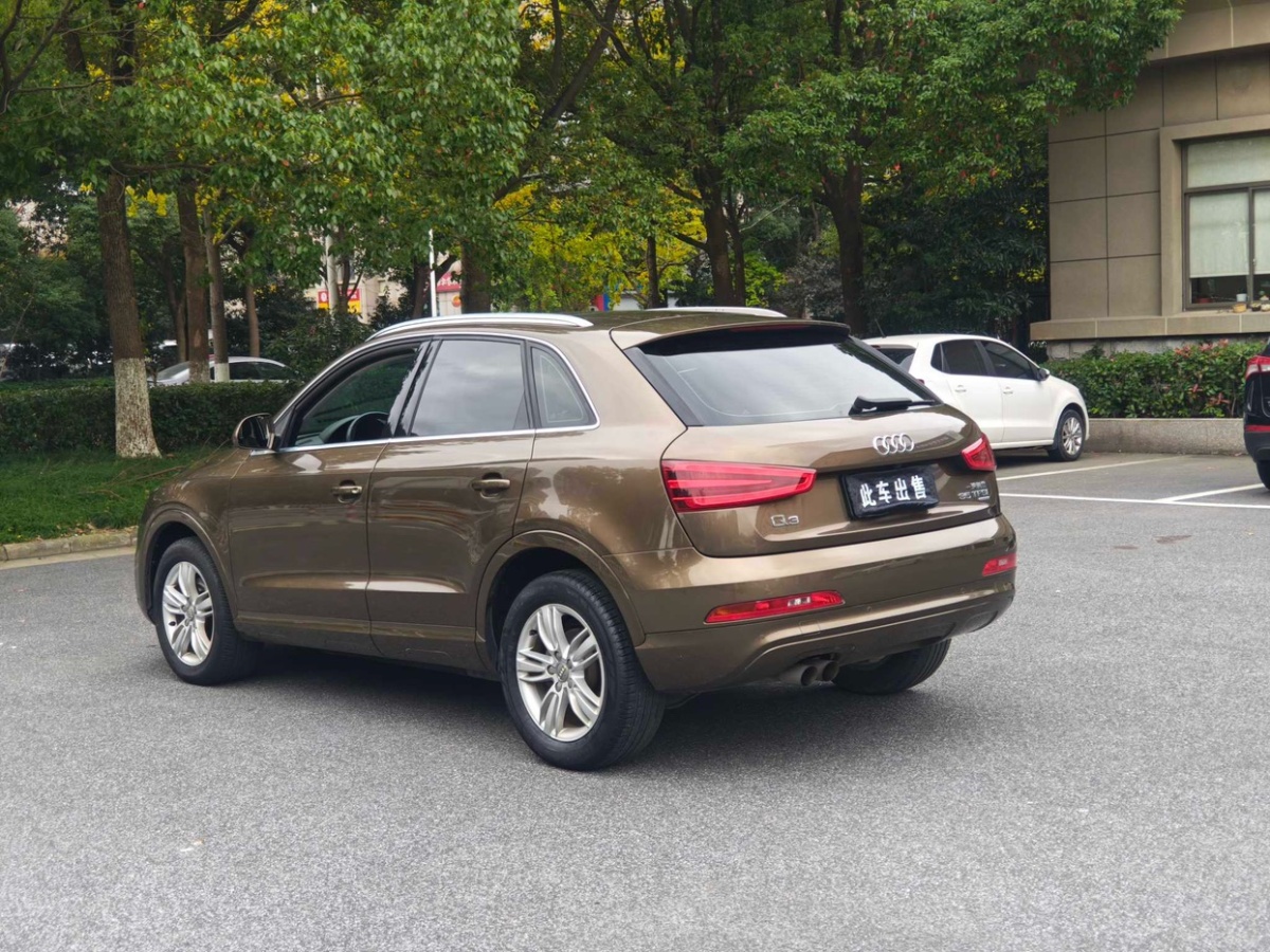 奧迪 奧迪Q3  2015款 35 TFSI quattro 技術(shù)型圖片