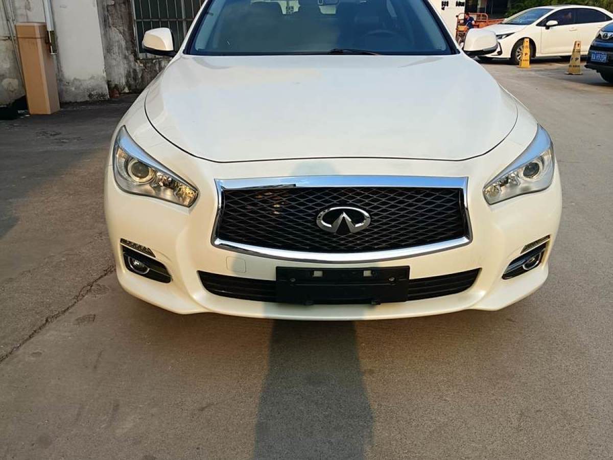 英菲尼迪 Q50L  2015款 2.0T 舒適版圖片