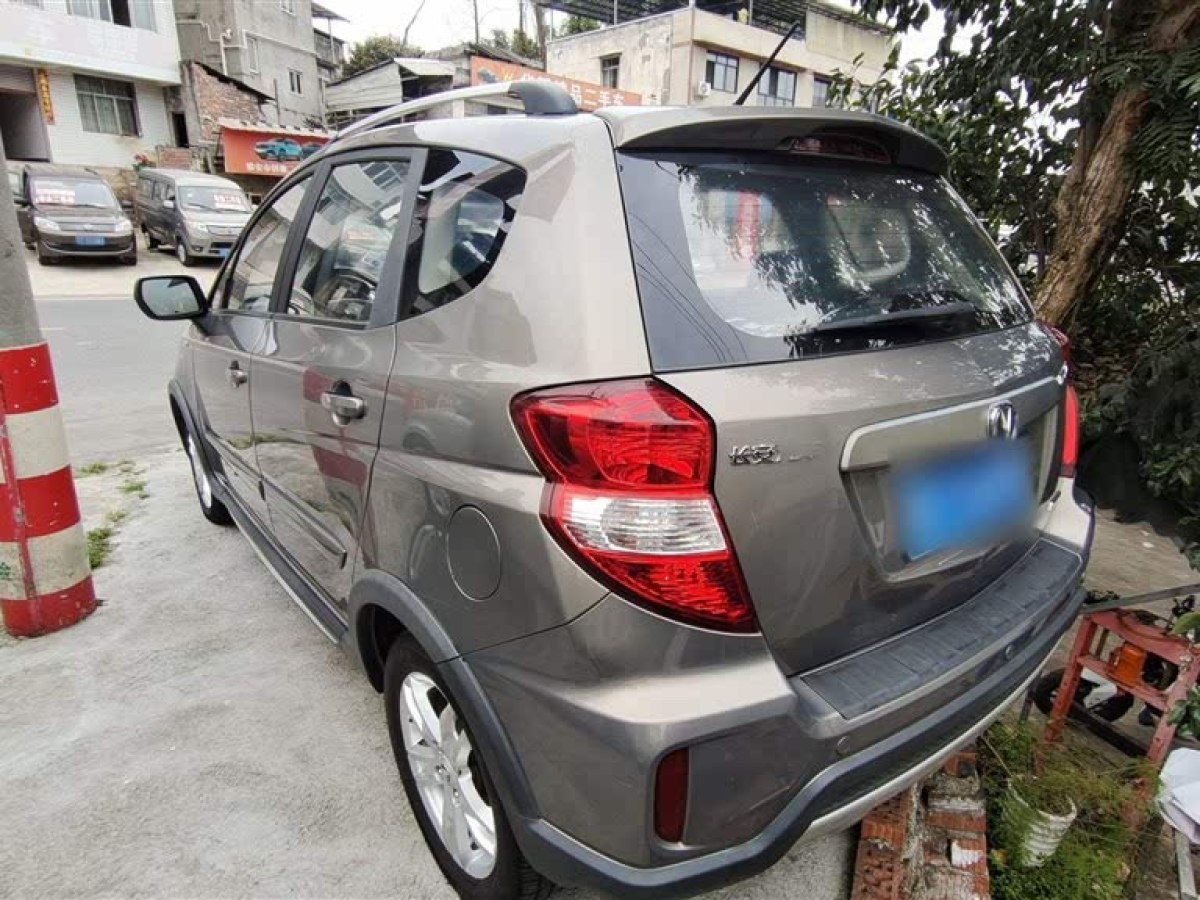 長(zhǎng)安 CX20  2014款 1.4L 手動(dòng)運(yùn)動(dòng)版 國(guó)V圖片