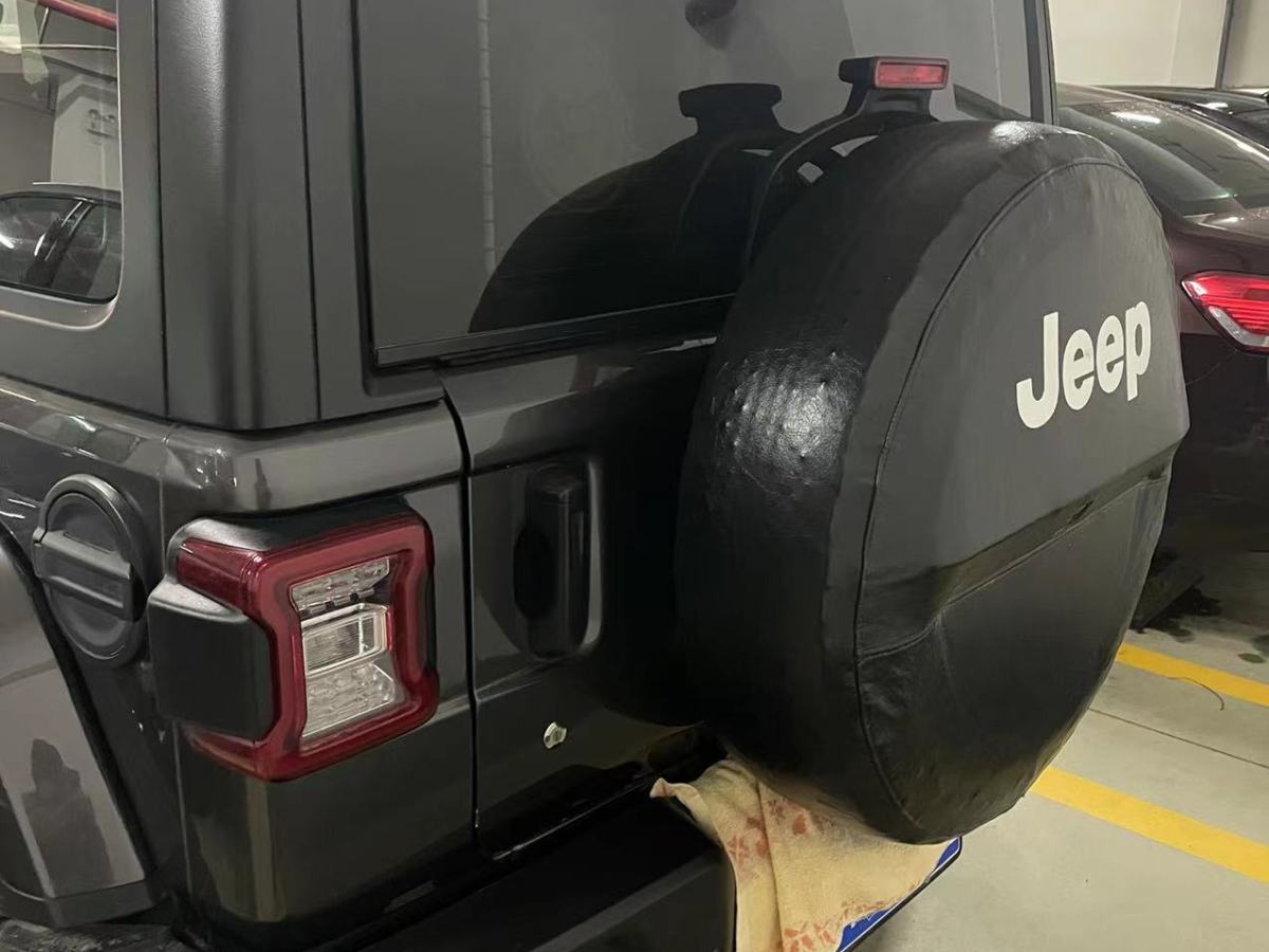2019年9月Jeep 牧马人  2019款  2.0T Sahara 四门版