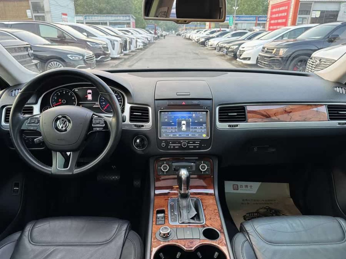 大眾 途銳  2011款 3.0TSI 標(biāo)配型圖片