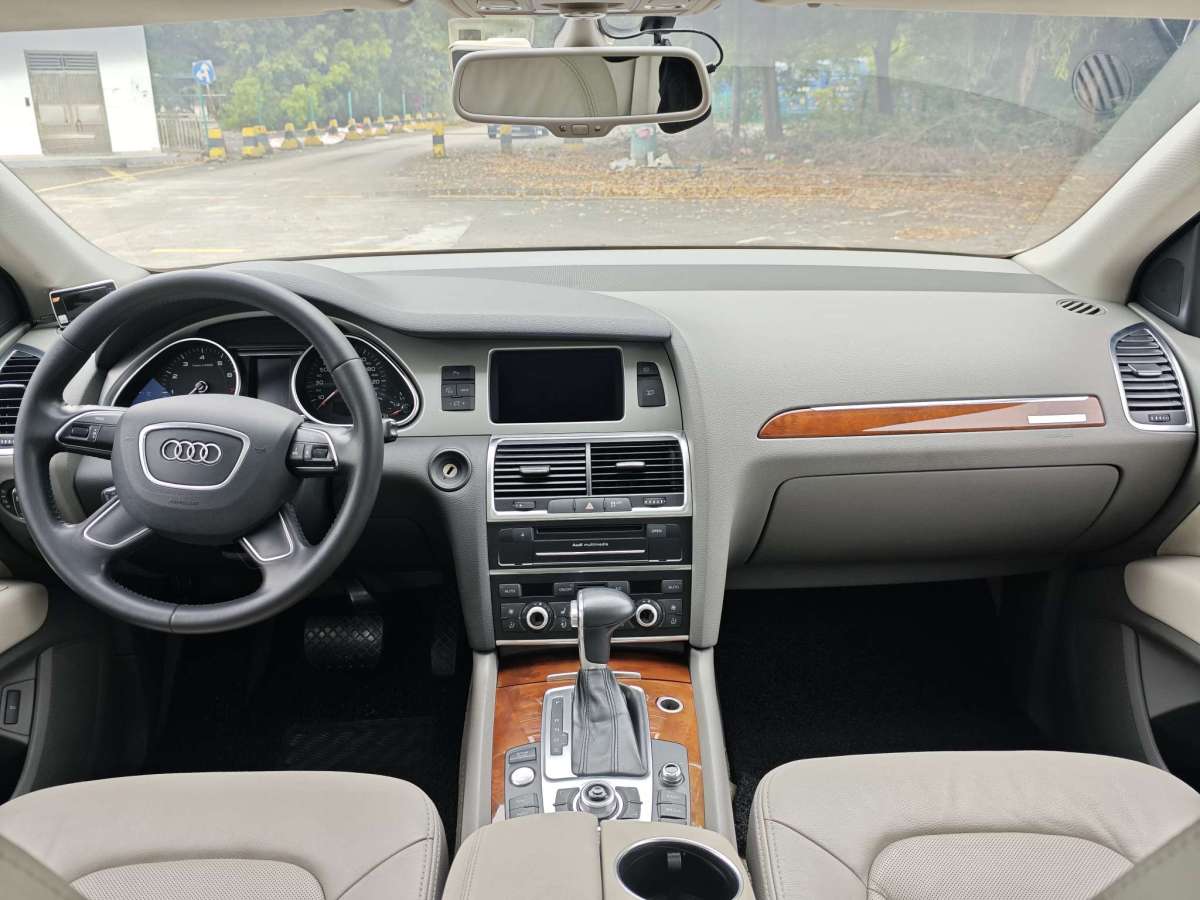 奧迪 奧迪Q7  2015款 35 TFSI 進取型圖片