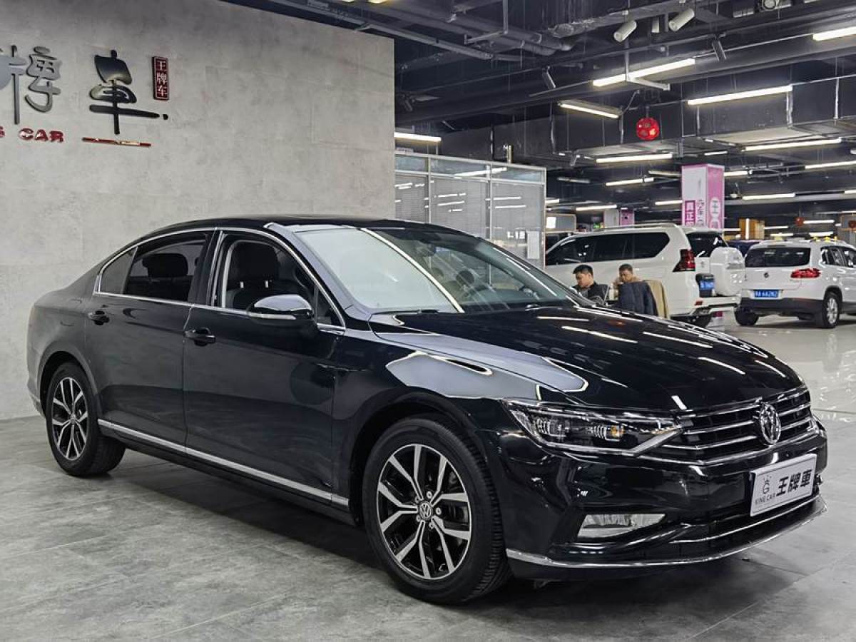 大眾 邁騰  2020款 330TSI DSG 領(lǐng)先型圖片