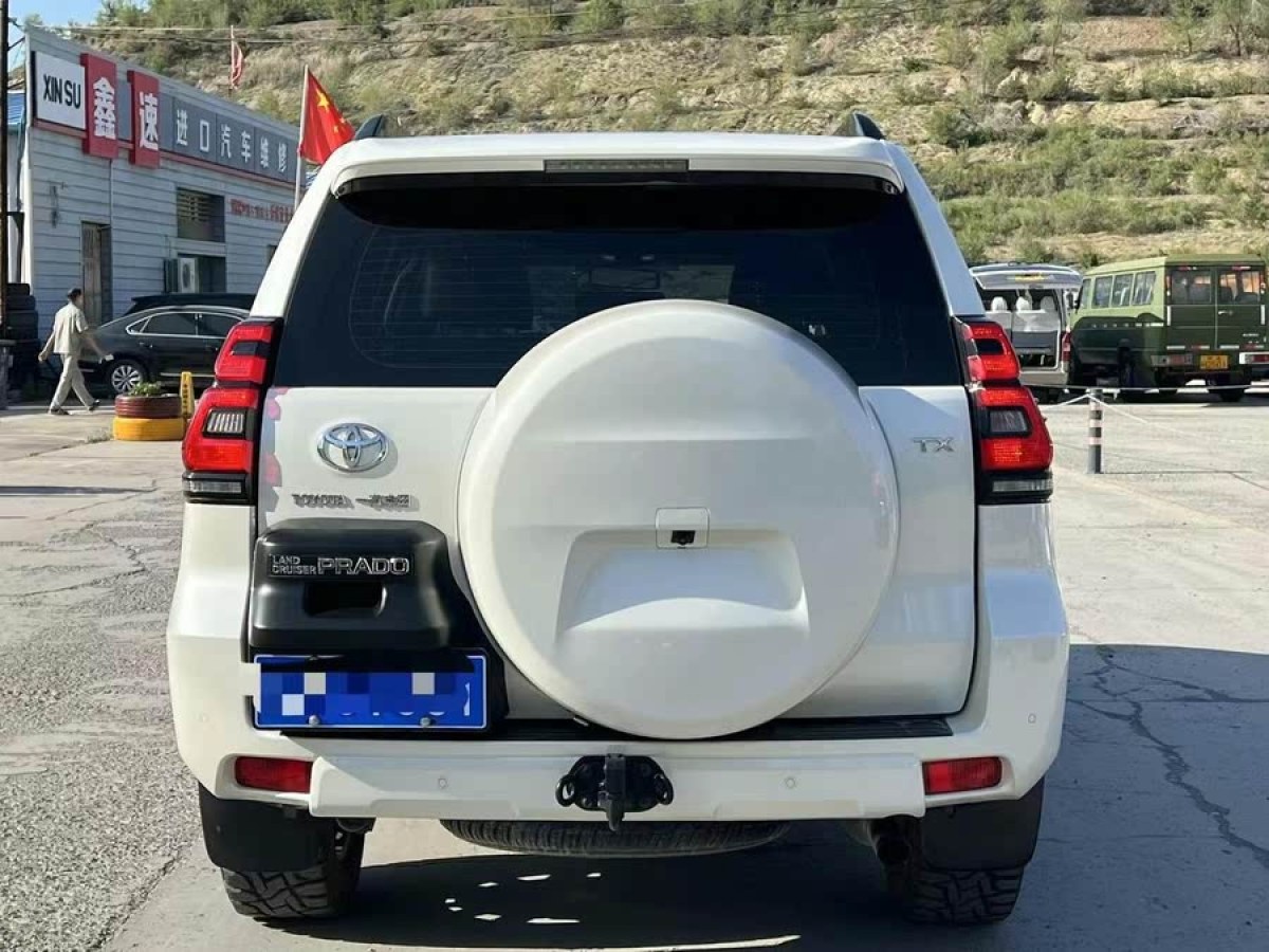 豐田 普拉多  2018款 3.5L 自動(dòng)TX-L后掛備胎圖片