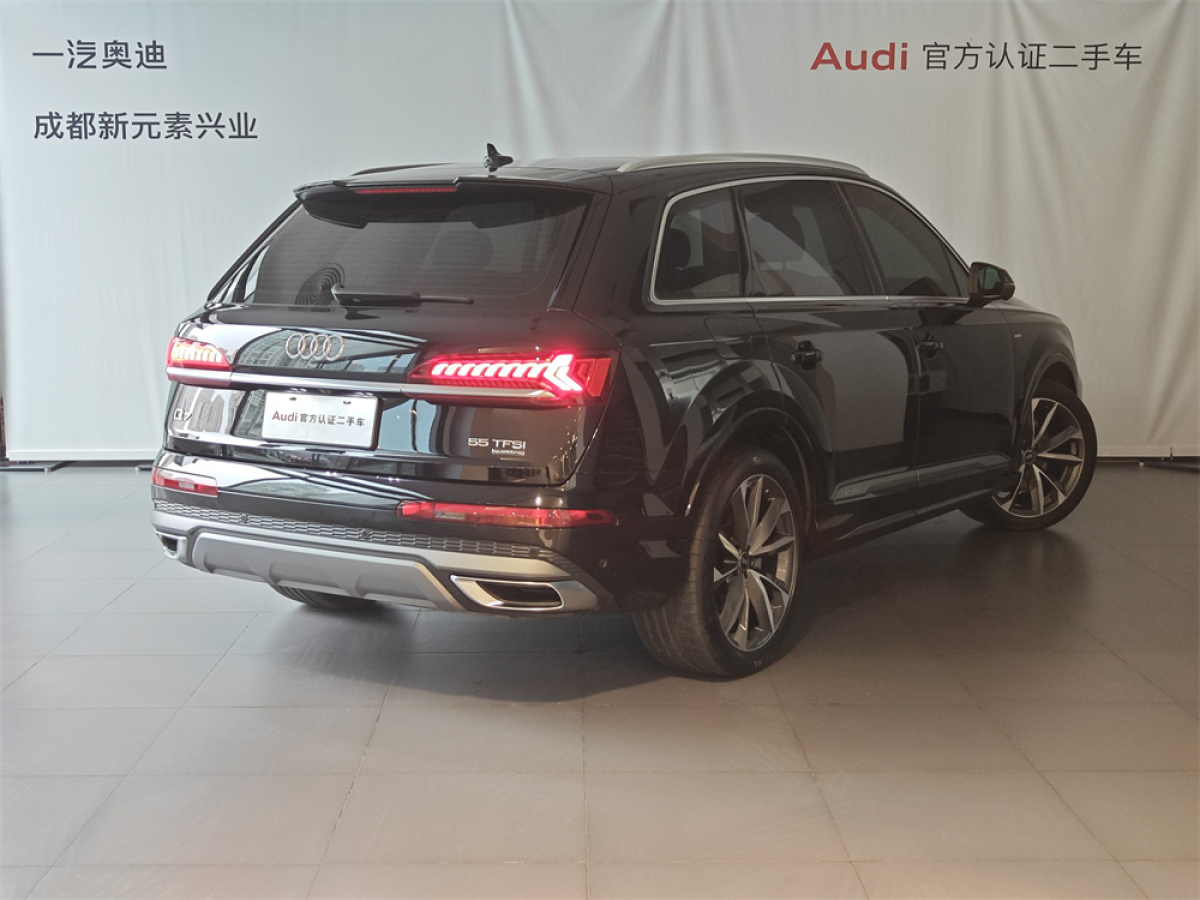 奧迪 奧迪Q7  2023款 55 TFSI quattro S line運動型圖片