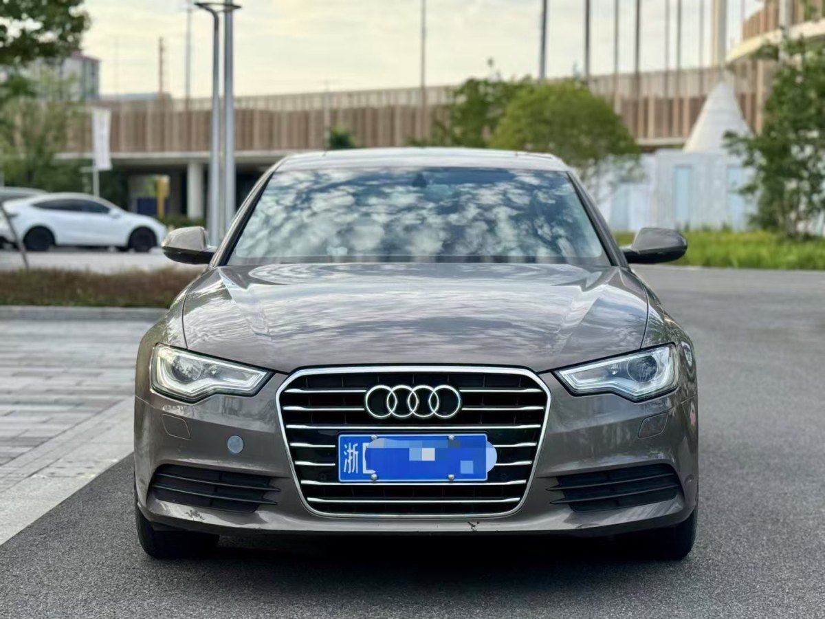 奧迪 奧迪A6L  2014款 TFSI 標(biāo)準(zhǔn)型圖片