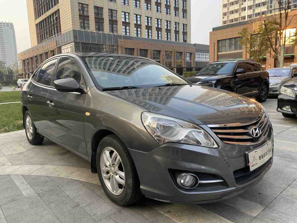 現(xiàn)代 悅動  2011款 1.6L 手動舒適型圖片