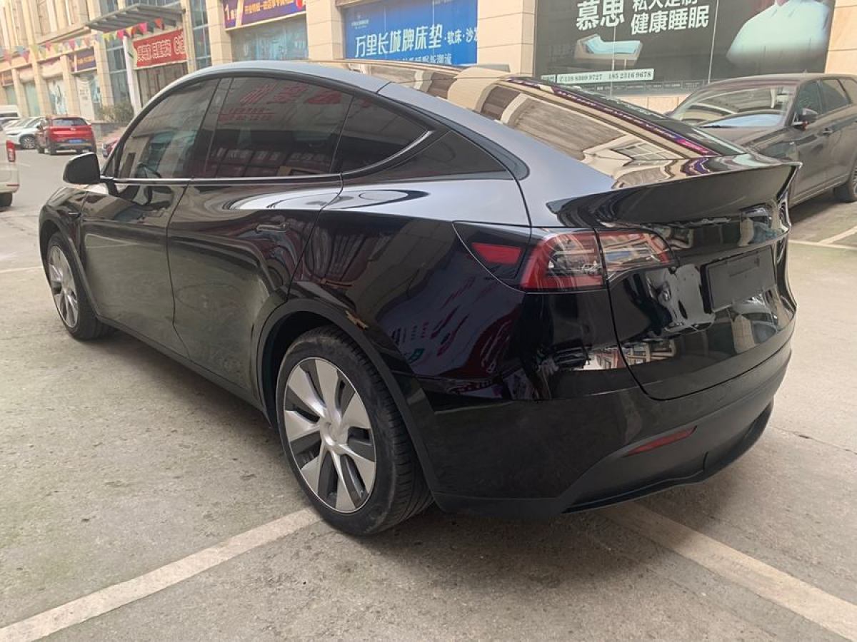 特斯拉 Model 3  2022款 后輪驅(qū)動版圖片