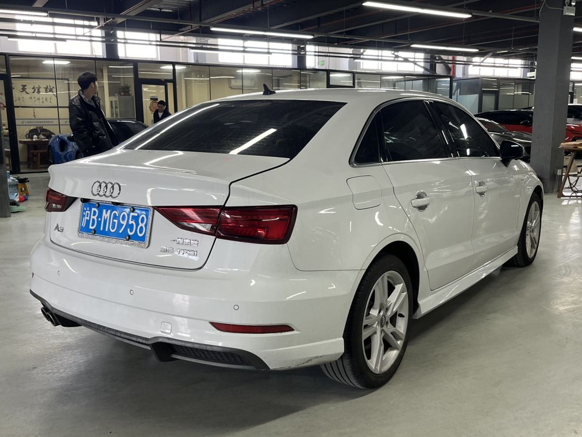 2019年6月奧迪 奧迪A3  2018款 30周年年型 Limousine 35 TFSI 時尚型