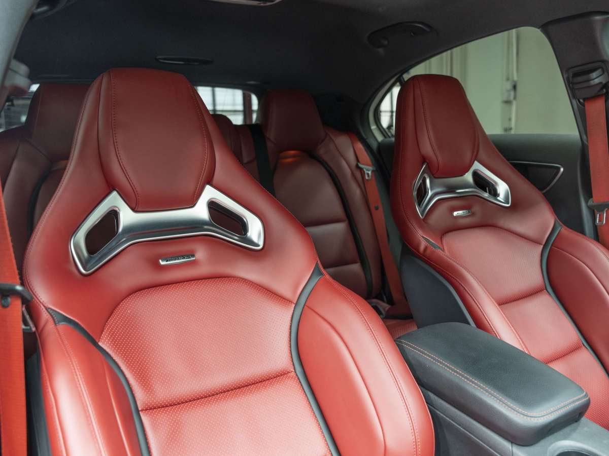2014年6月奔驰 奔驰A级AMG  2014款 AMG A 45 4MATIC