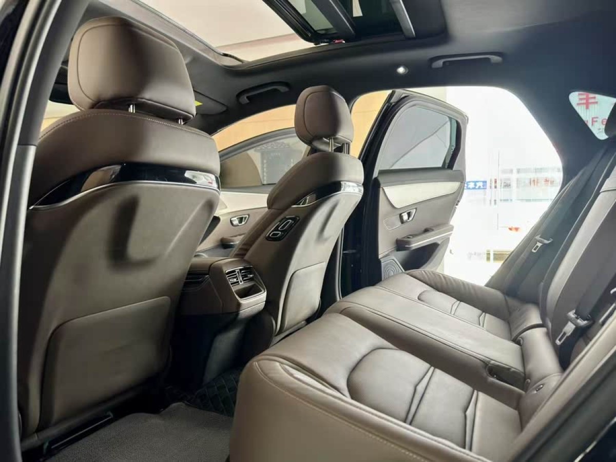 比亞迪 漢  2020款 EV 超長續(xù)航版豪華型圖片