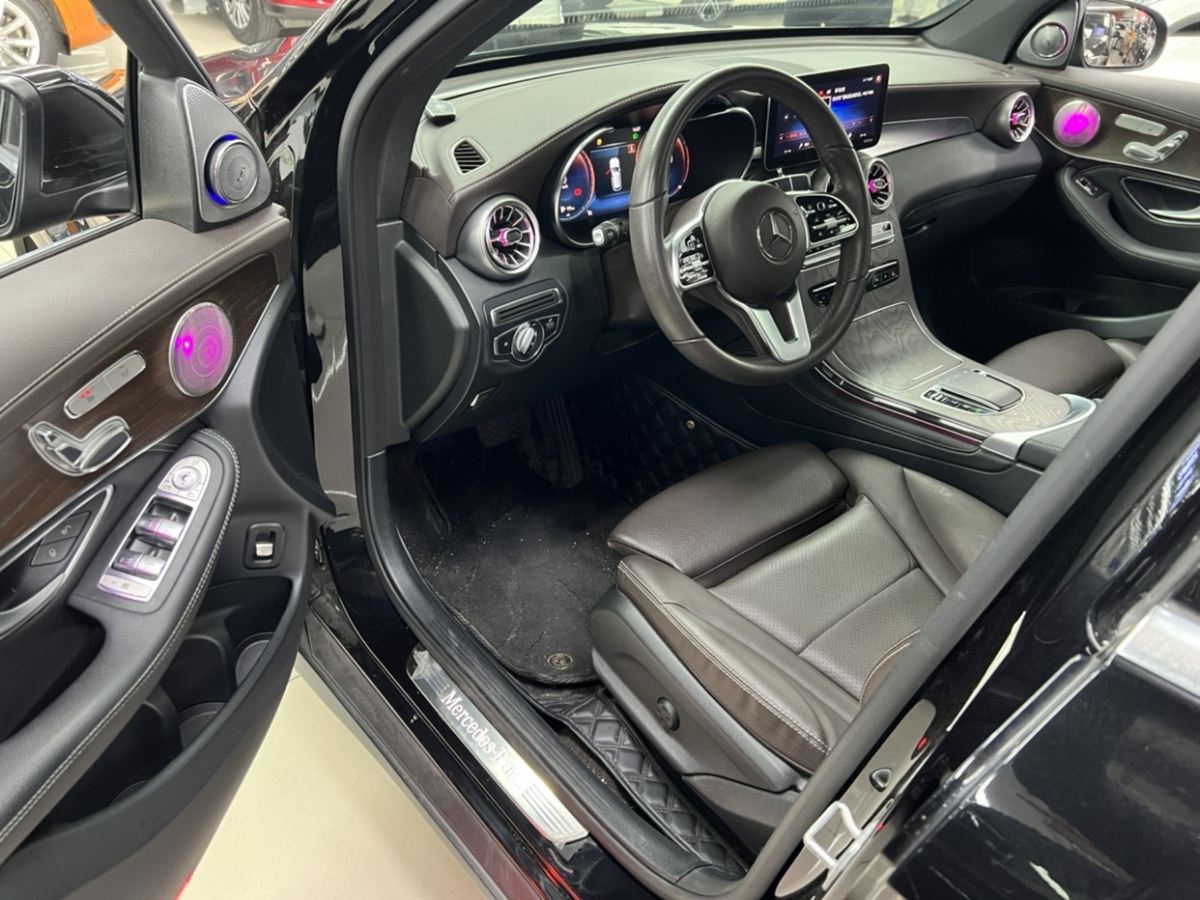 奔馳 奔馳GLC  2020款 改款 GLC 260 L 4MATIC 豪華型圖片