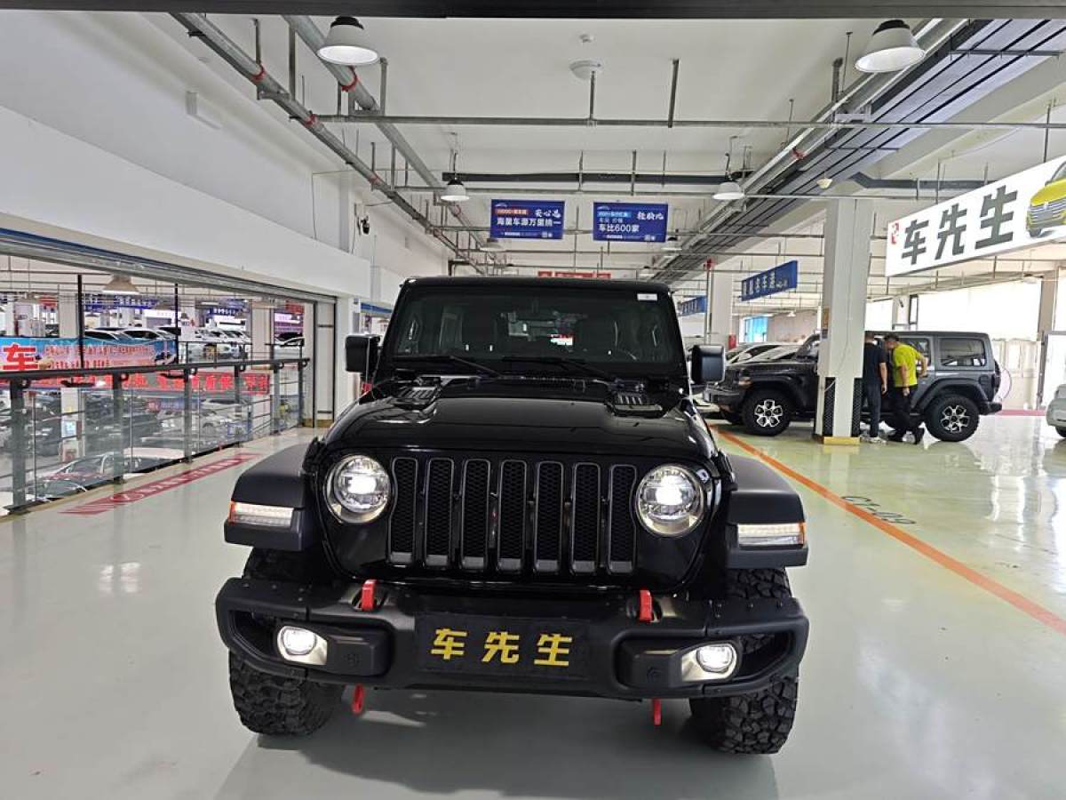 Jeep 牧馬人  2024款 2.0T 羅賓漢四門版圖片