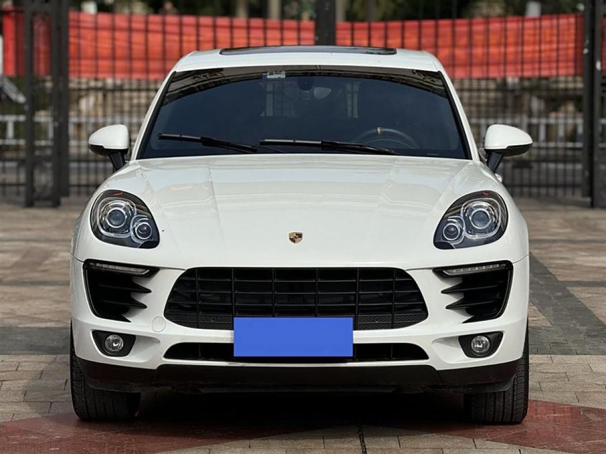 2015年6月保時(shí)捷 Macan  2016款 Macan 2.0T