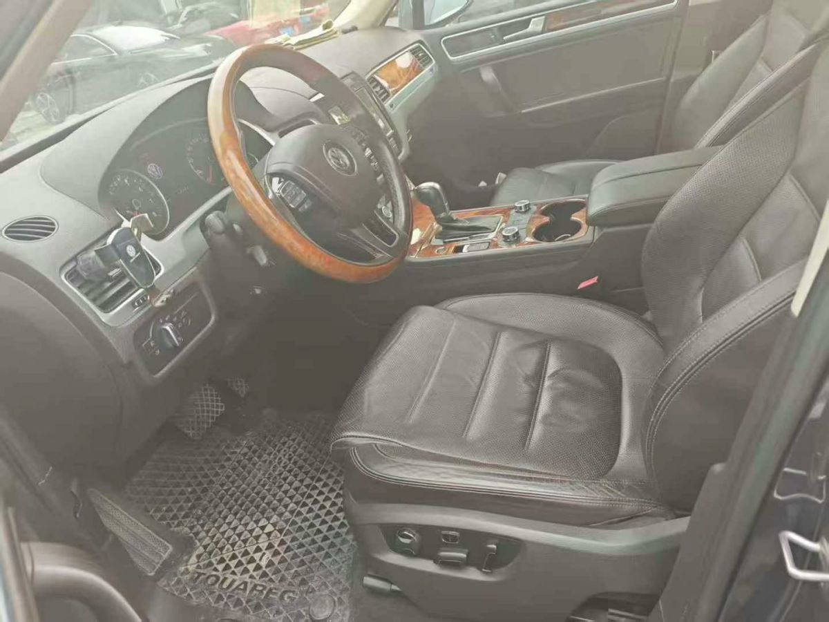 大眾 途銳  2011款 3.0TSI 豪華型圖片
