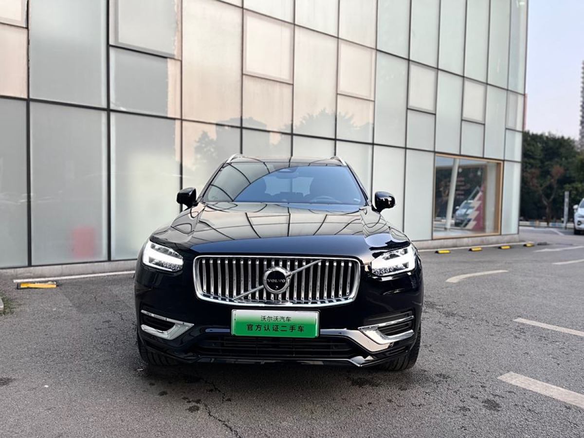 沃爾沃 XC90新能源  2022款 改款 E驅(qū)混動(dòng) T8 智尊豪華版 7座圖片