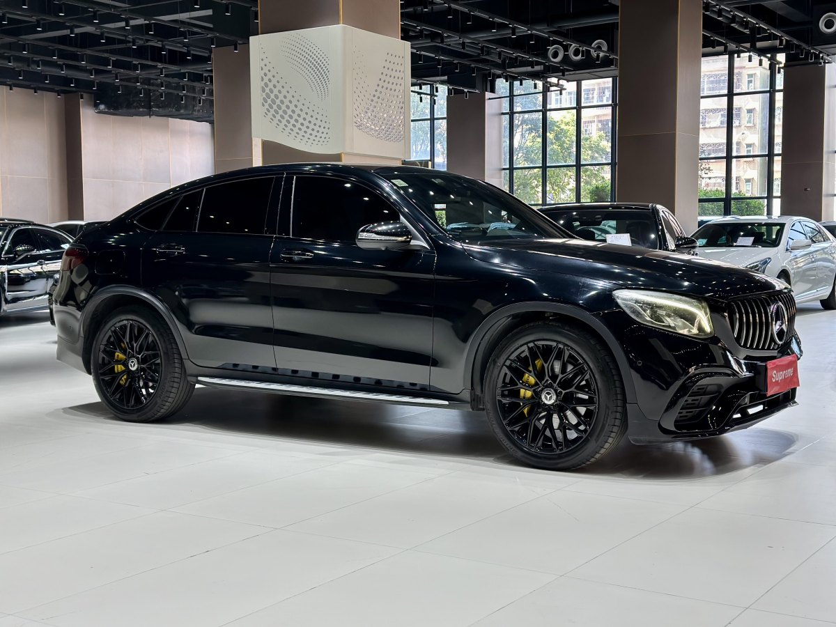 奔馳 奔馳GLC  2021款 GLC 260 4MATIC 轎跑SUV圖片